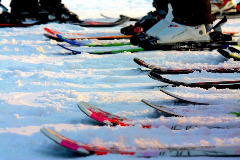How Much Do Skis Cost? (How Much To Spend) New To Ski