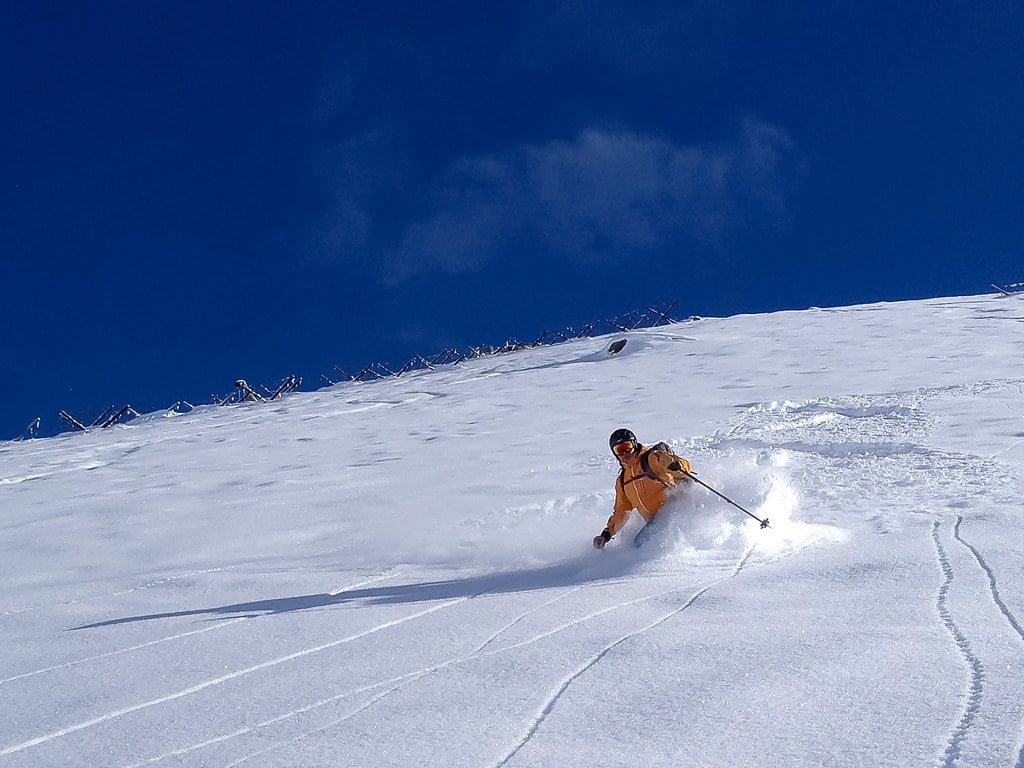 how-to-safely-ski-a-black-diamond-slope-new-to-ski