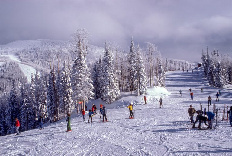 3-best-connecticut-ski-resorts-for-beginners-new-to-ski